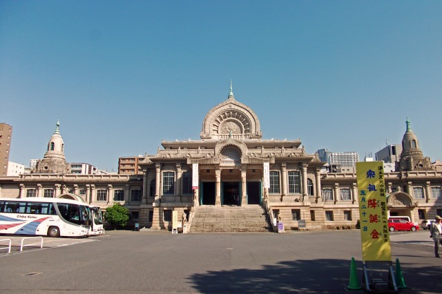 4. วัดสึคิจิ ฮงกันจิ (Tsukiji Honganji Temple)