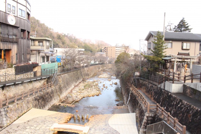 10． อาริมะ ออนเซ็น เที่ยวน้ำพุร้อนตามงานวรรณกรรมญี่ปุ่น